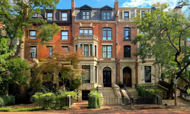 DC rowhomes under clear, sunny skies